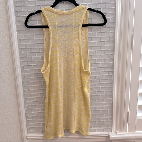 EUC Roxy Boho Lightweight Sweater tank - Picture 2 of 5